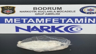 Bodrum’da cerrahi maskeyle gizlenmiş uyuşturucu ele geçirildi