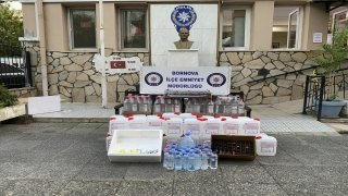 İzmir’de sahte içki satışı yapılan kokoreççiye operasyon