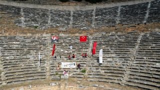 Aydın’daki Nysa Antik Kenti’nde 2 bin yıl sonra satranç oynandı