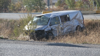 Konya’da otomobille minibüs çarpıştı: 1 ölü, 3 yaralı