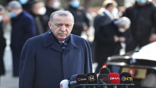 Cumhurbaşkanı Erdoğan, cuma namazını Kerem Aydınlar Camisi’nde kıldı