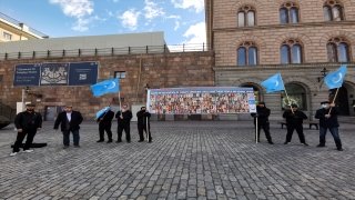 İsveç’te Çin’in Uygur Türklerine yönelik politikası protesto edildi
