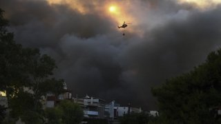Yunanistan’da yeni orman yangınları çıktı