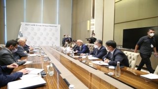 Bakan Elvan, Özbekistan’da İslam Kalkınma Bankası yönetimiyle bir araya geldi: