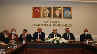 Bakan Varank, Trabzon Gazeteciler Cemiyeti’ni ziyaret etti