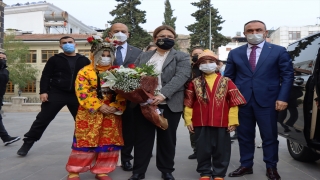 Aile ve Sosyal Hizmetler Bakanı Yanık, Kilis’te ziyaretlerde bulundu
