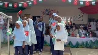Nijeryalı yetimler Türklerin yardımıyla sıcak yuvaya kavuştu