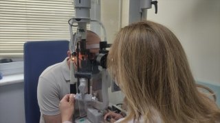 Bursa’da görme kaybı yaşayan hasta ”Göz Bankası”nda şifa buldu