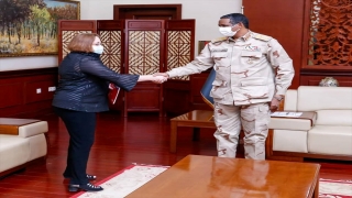 ABD Dışişleri Bakan Yardımcısı Phee, Sudan’daki askeri liderlerle görüştü