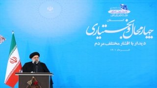 İran Cumhurbaşkanı Reisi’den Uluslararası Atom Enerjisi Ajansının Tahran aleyhindeki kararına tepki