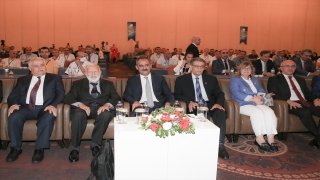 Bakan Özer, ”Tarih Kültür ve Medeniyet Bilinci Semineri”nde konuştu: