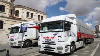 Sivas’tan Pakistan’daki selzedeler için 2 yardım tırı gönderildi